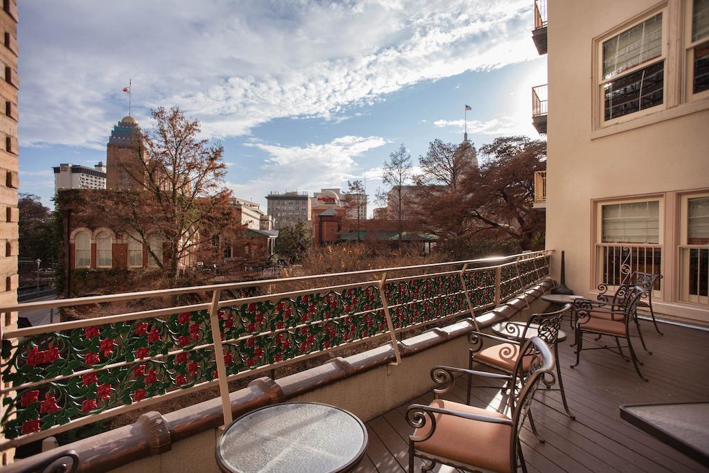 Club Wyndham Riverside Suites Сан Антонио Екстериор снимка