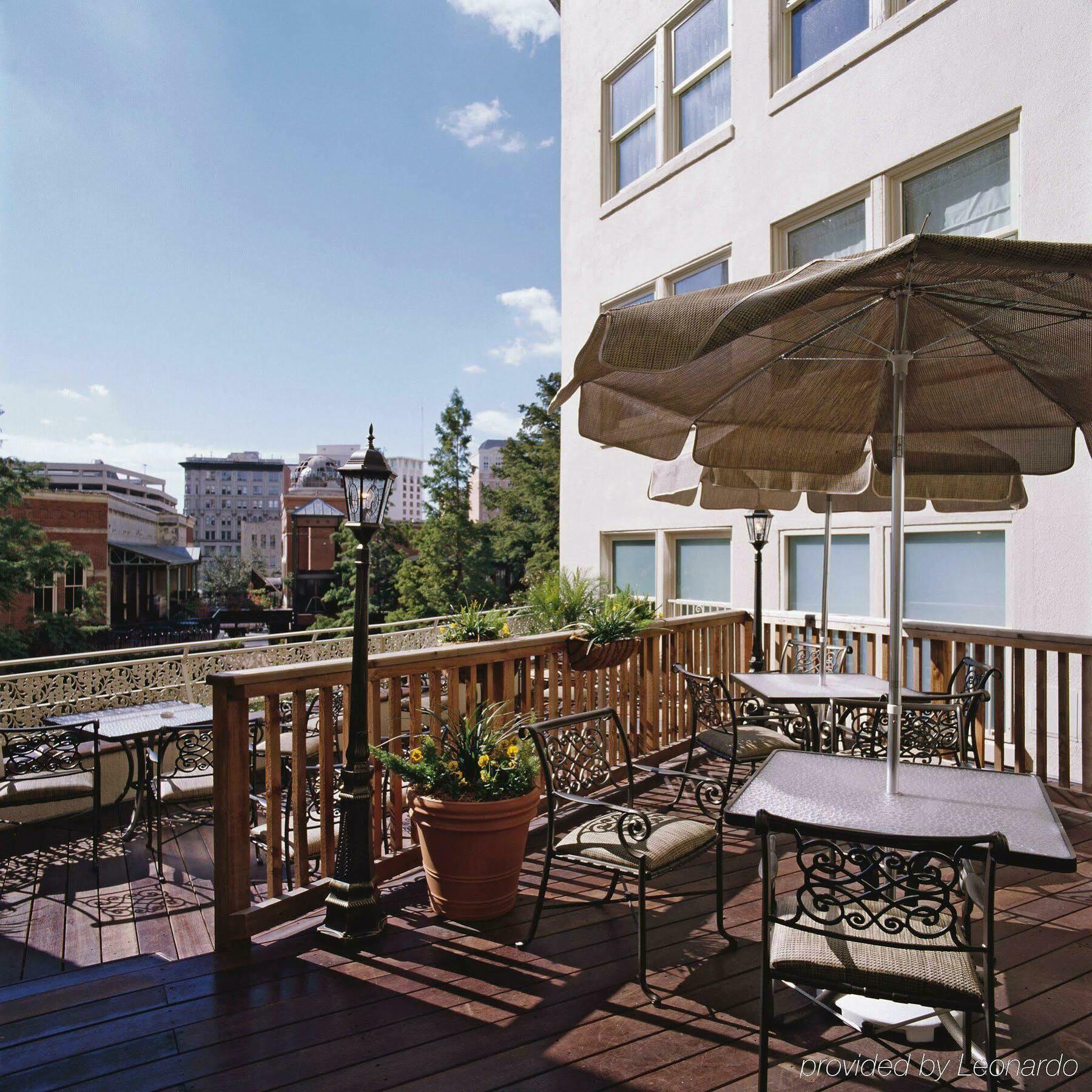 Club Wyndham Riverside Suites Сан Антонио Екстериор снимка